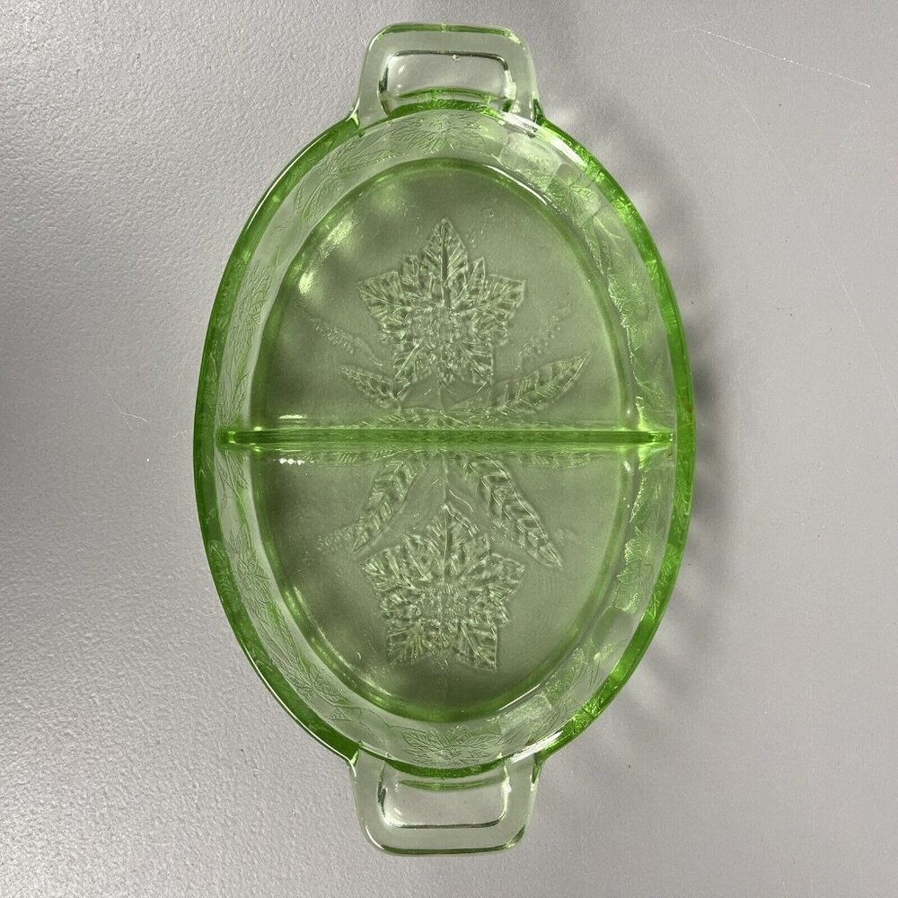 Jeannette‎ Depression Glass Divided Relish Dish Floral Poinsettia 1930s Vaseline